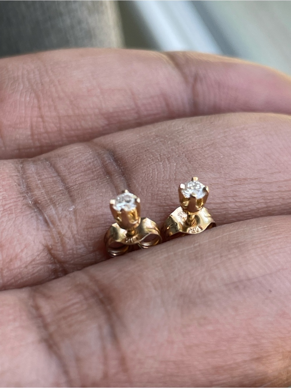 Real! 14kt Gold Diamonds Earrings